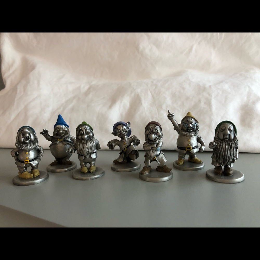Vintage Disney Ltd edition pewter seven dwarfs